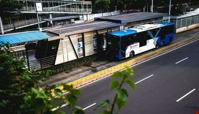 Konser Kanye West di GBK Malam Ini, Cek Pilihan Transportasi dan Jam Operasional MRT