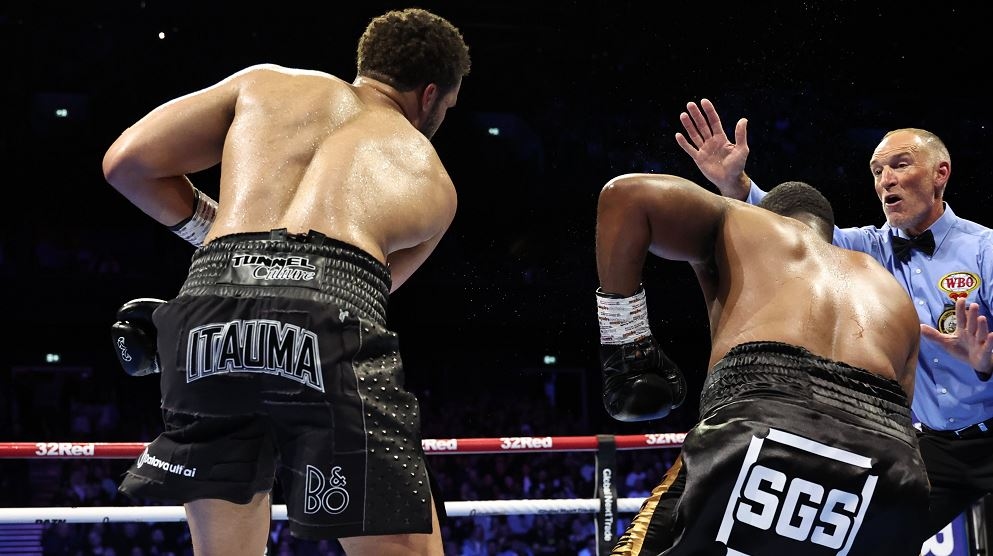 Moses Itauma Jatuhkan Jermaine Franklin di Ronde 5, Bersiap Tantang Oleksandr Usyk?