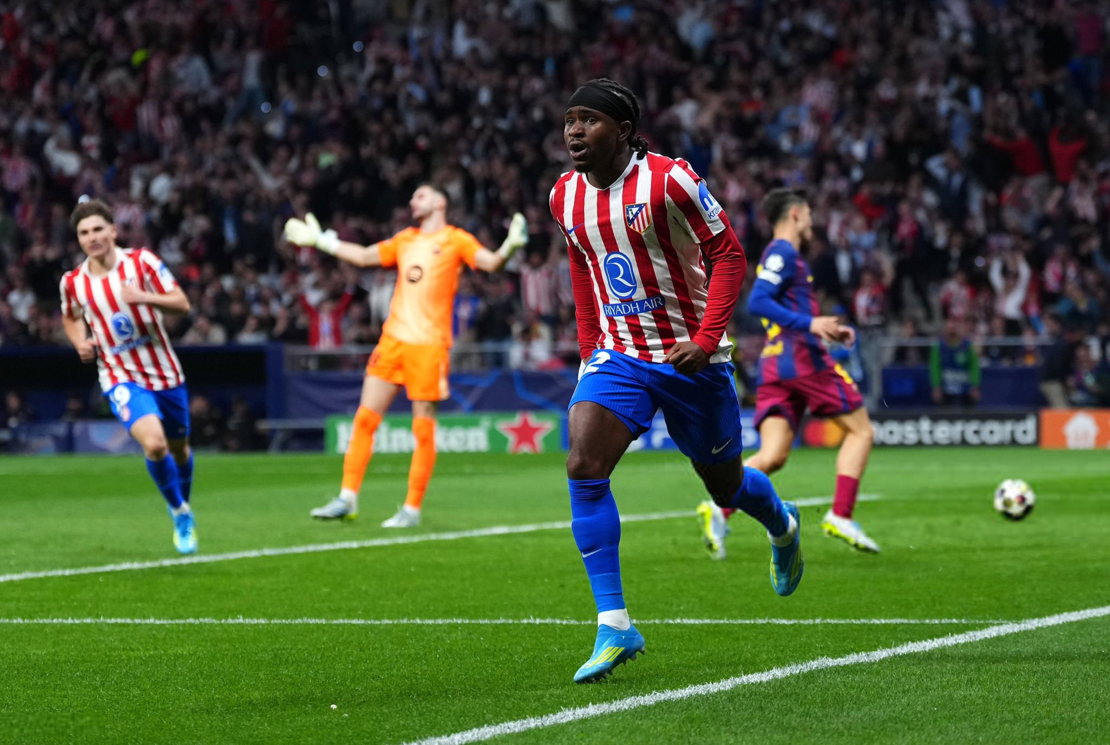 Hasil Liga Champions: Atletico Gagalkan 'Remontada' Barcelona, PSG Kembali ke Semifinal