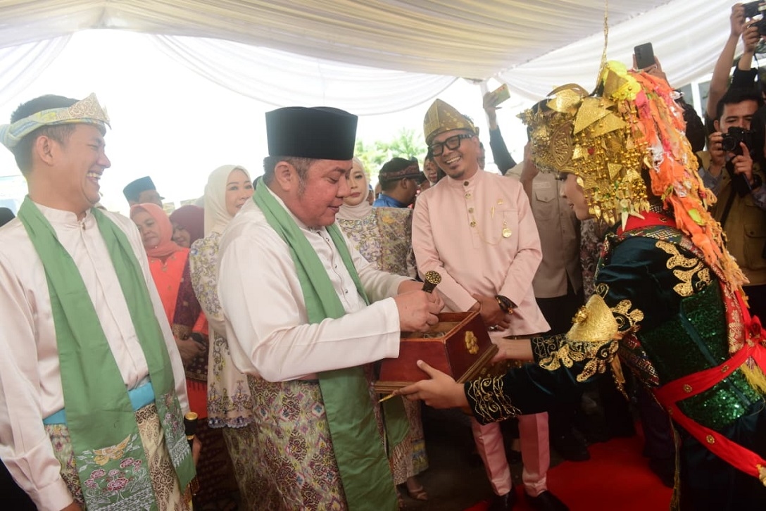 Gubernur Herman Deru Hadiri Paripurna HUT ke-13 PALI, Dorong Jadi Kawasan Segitiga Emas Sumsel