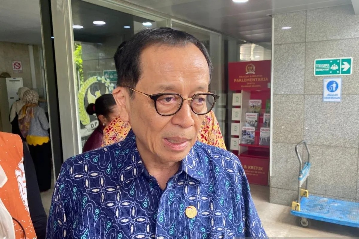 OJK Ungkap Likuiditas Valas Longgar, DPK Capai Rp1.525 Triliun