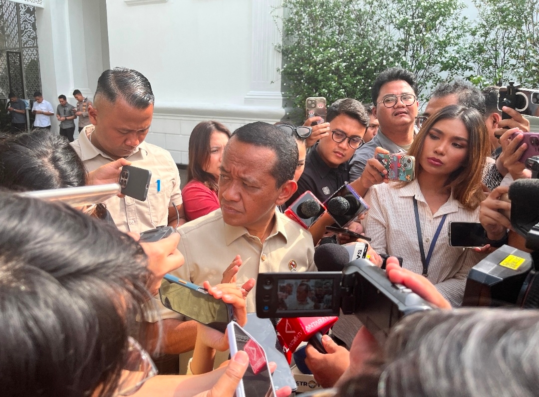 Prabowo Panggil Bahlil, Bahas Harga Minyak dan Penguatan Kepemilikan Negara di Sektor Tambang
