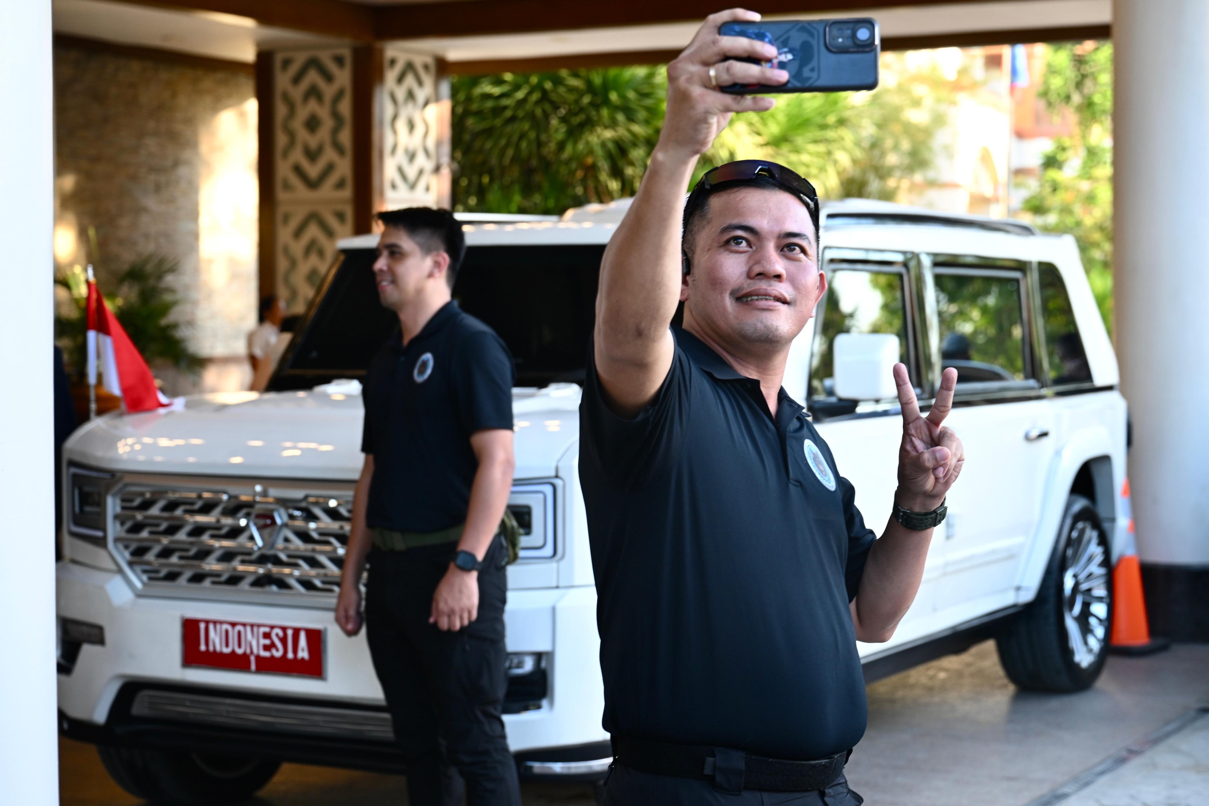 Mobil Maung Curi Perhatian Delegasi ASEAN dan Warga Filipina