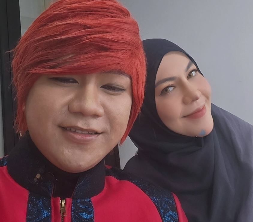 Disebut Kuncen Gunung Kawi Ikut Ritual Pesugihan, Pesulap Merah Duga Sarwendah Cuma Syuting