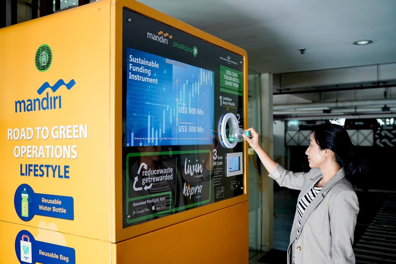 Dari Botol Plastik ke Poin Digital, Bank Mandiri Dorong Ekosistem Ekonomi Sirkular