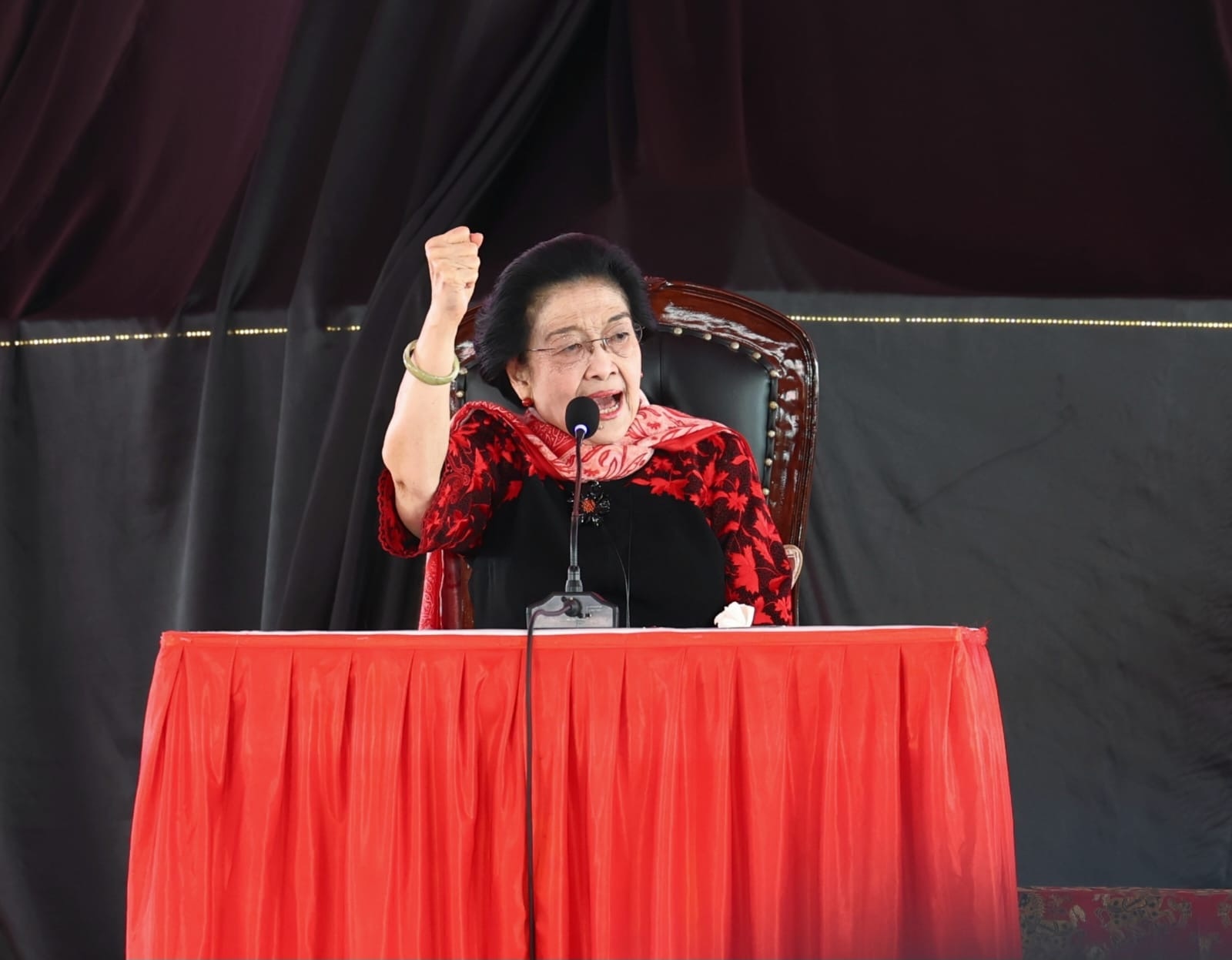 Harga Cabai Tembus Rp180 Ribu, Megawati Ajak Masyarakat Tanam Sendiri di Rumah