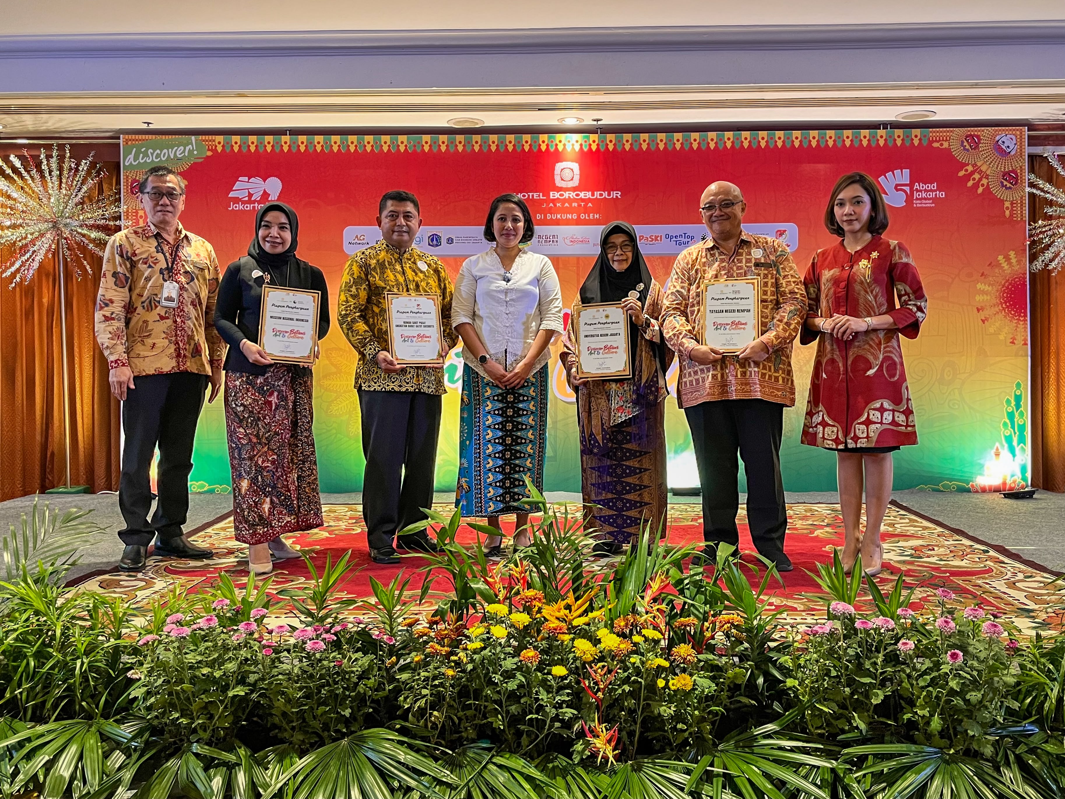 Sambut HUT Jakarta ke-499, Hotel Borobudur Jakarta Gelar Discover Betawi Art & Culture