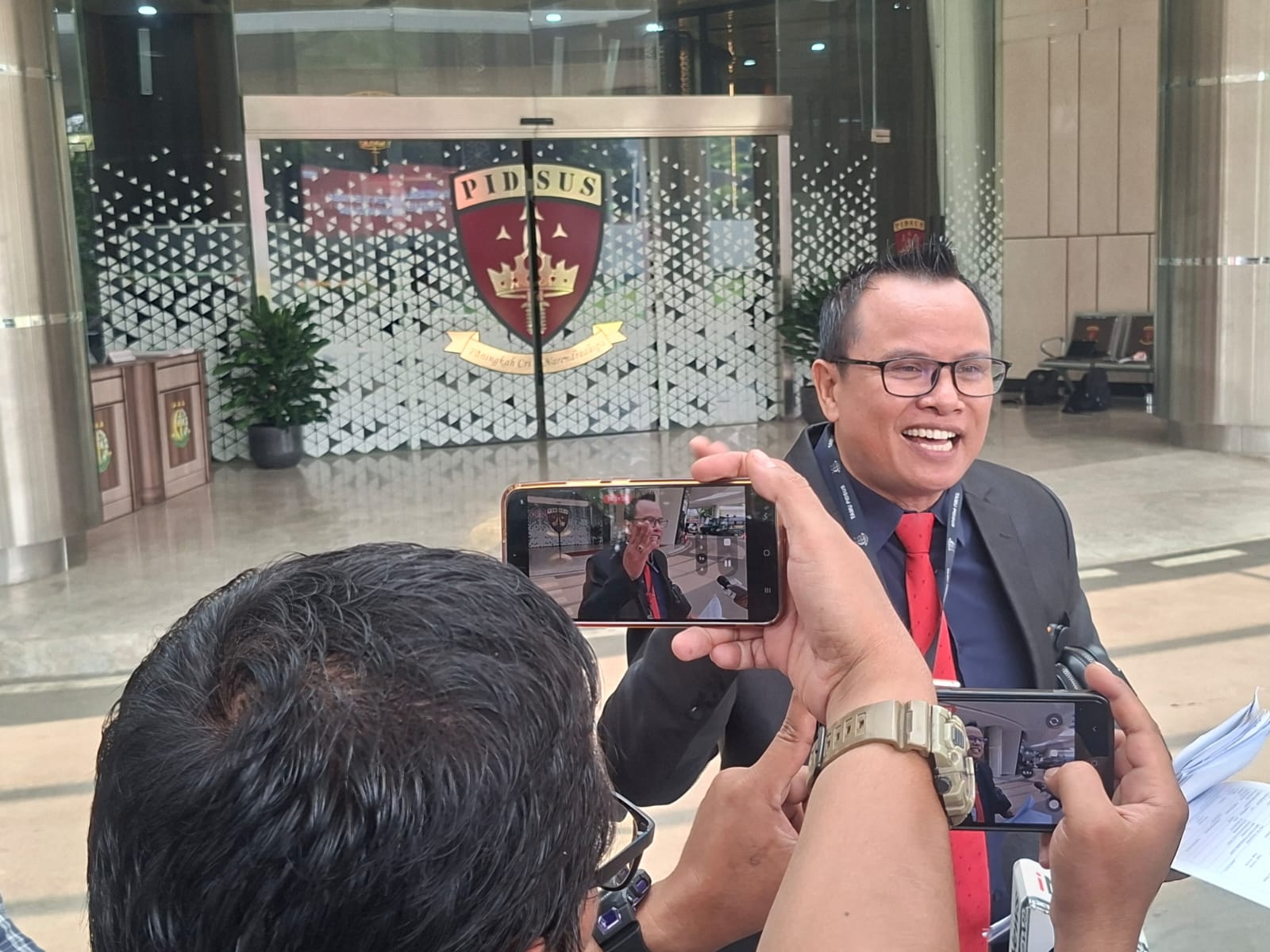 Polemik 15 Kontainer Berisi Mineral Ilmenit Berujung Dugaan Abuse Of Power