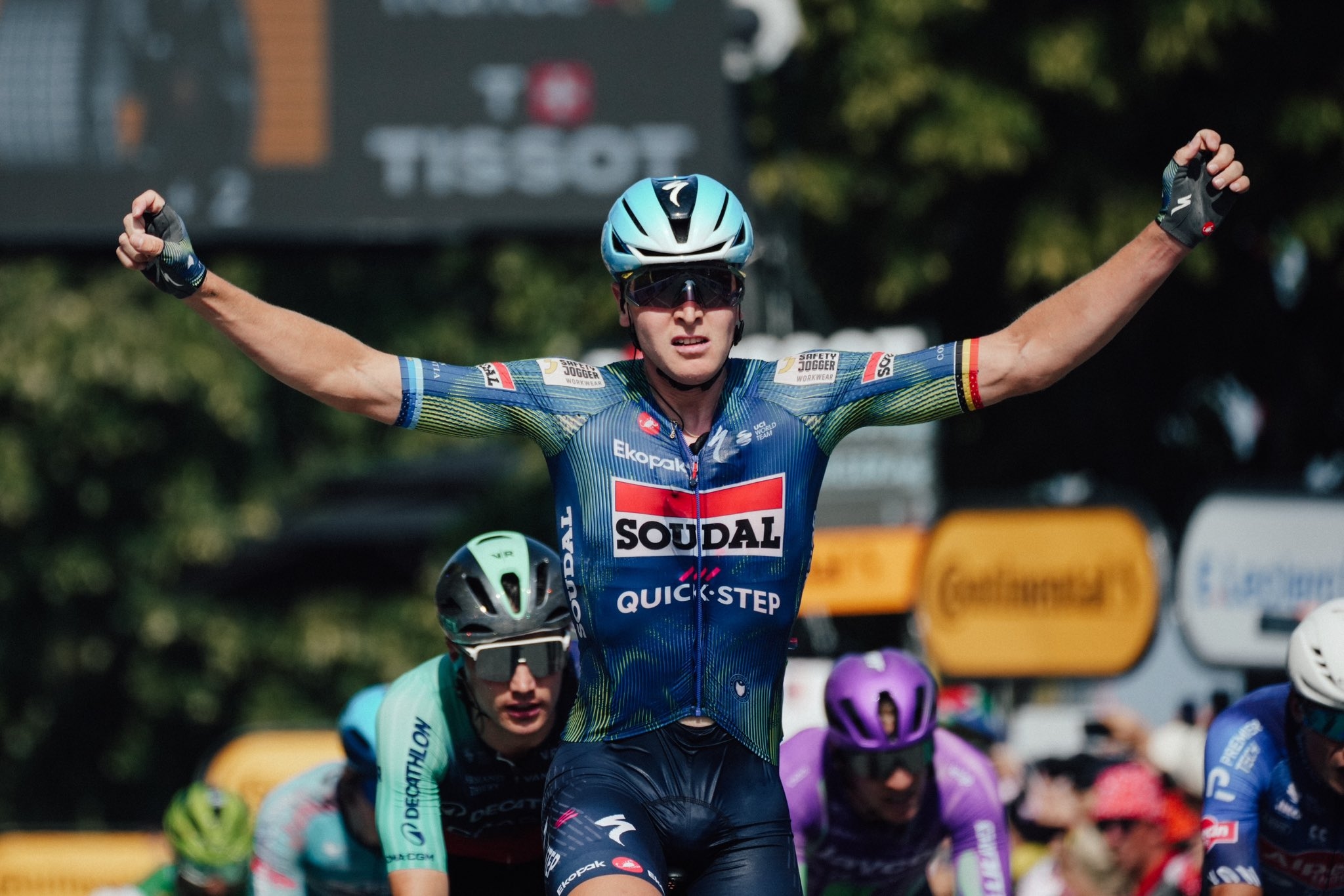 Tour De France: Tim Merlier Rajai Etape 8 di Bergerac, Catatkan Kemenangan Back-to-back,