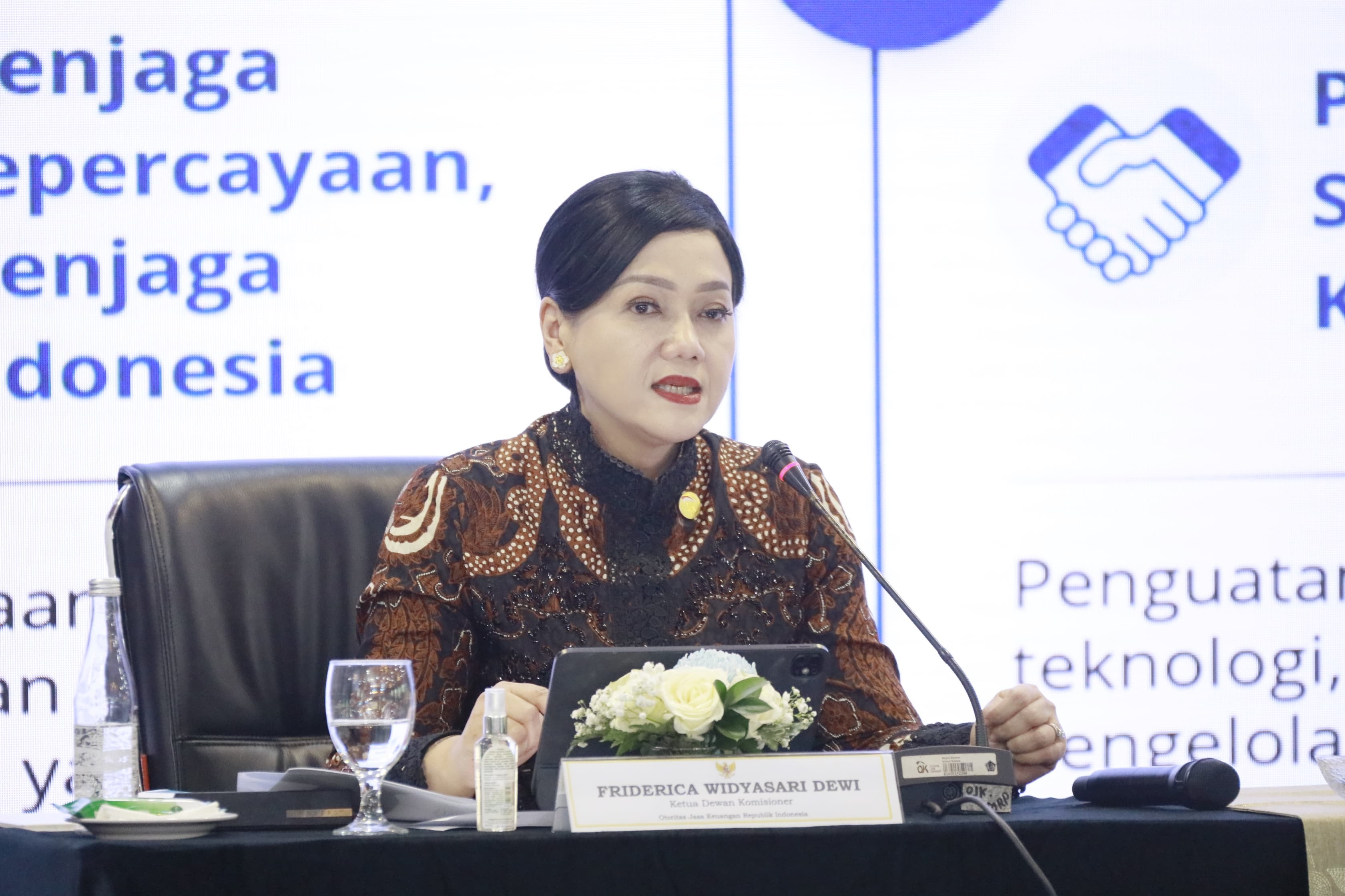 OJK Buka Seleksi Kepala Bursa Mineral, Target Beroperasi 1 Januari 2027