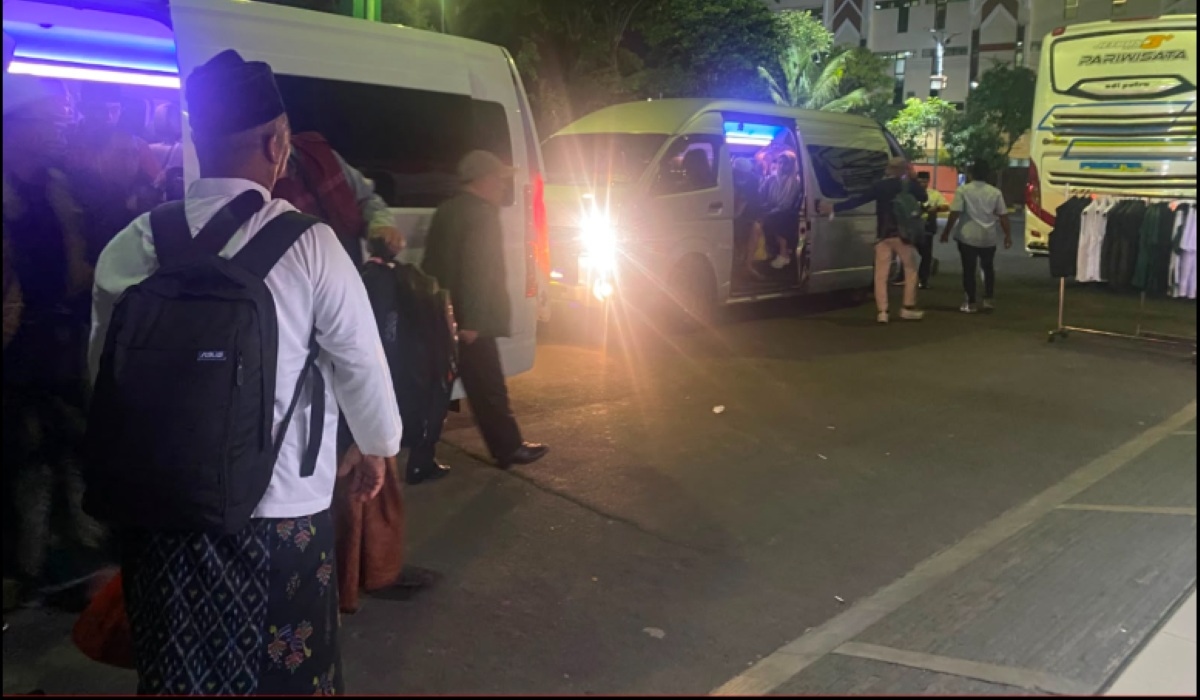 Peserta Muktamar NU Berdatangan di Asrama Haji Sukolilo Surabaya, Wartawan Dilarang Masuk