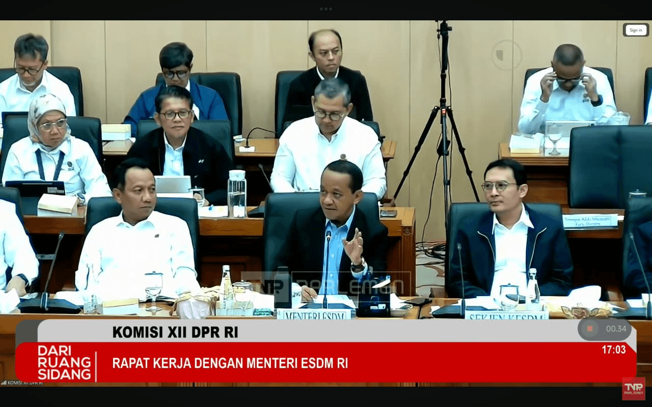 Bahlil Naikkan Target Lifting Minyak 2027 Jadi 612.500 Bph