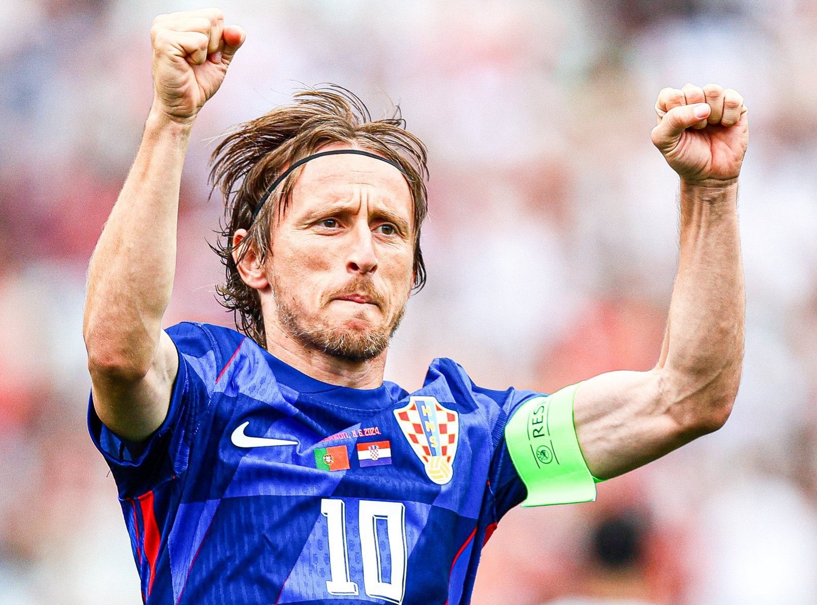 Beda Jalan dengan Messi, Luka Modric Pilih Lanjut Main untuk Kroasia di Usia 41 Tahun