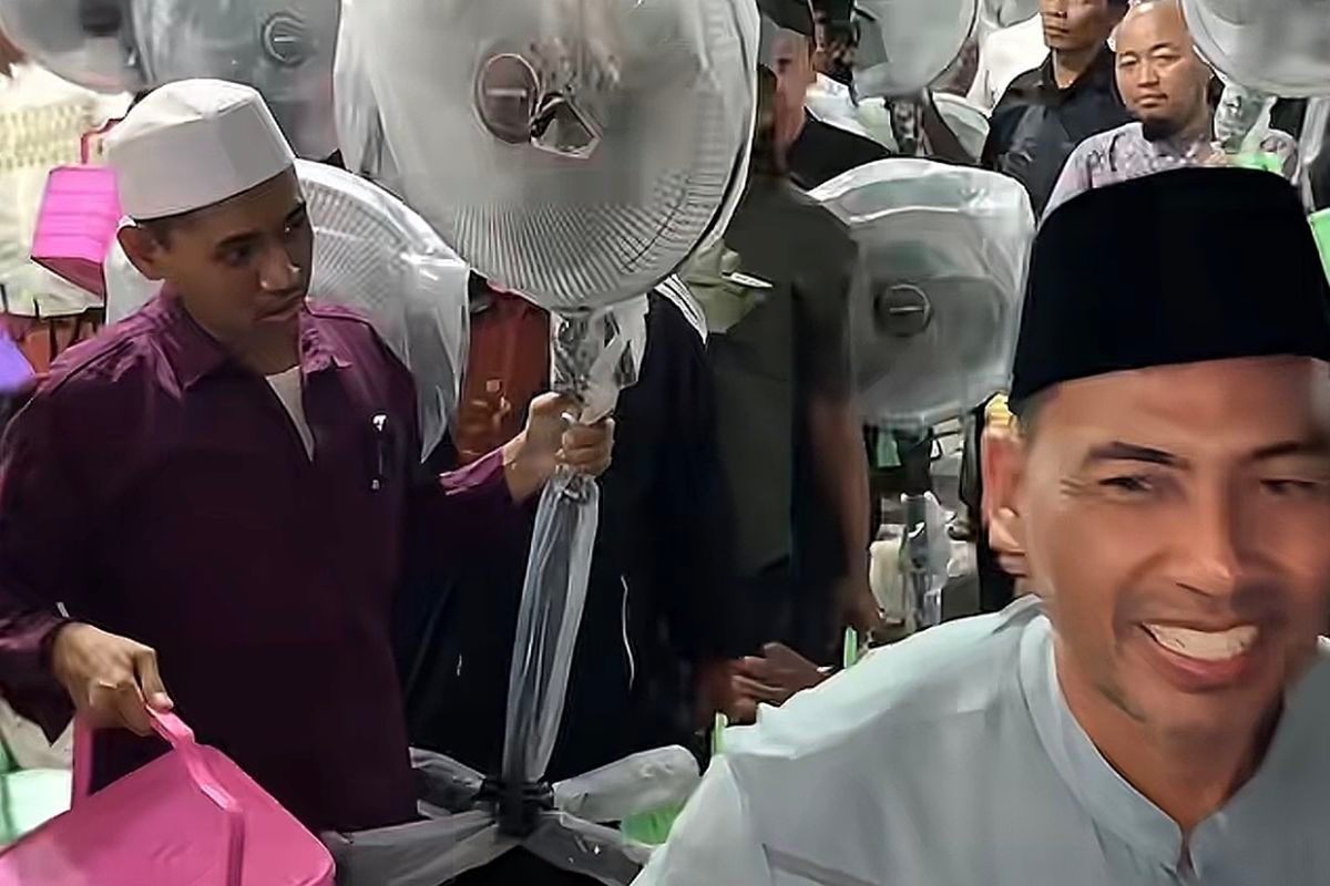 Unik! Hadiri Syukuran, Warga Ini Pulang Bawa Kipas Angin