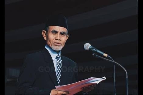 KH Hasan Sahal: Santri NU dan Muhammadiyah Masuk Gontor Tetap dengan Identitasnya