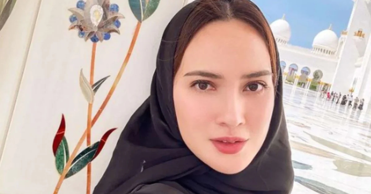 Shandy Aulia Pilih Kristen setelah Tumbuh di Keluarga Beda Agama