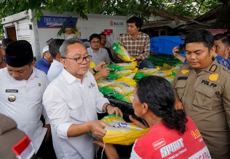 Zulhas Jamin SPPG Serap Telur dan Ayam dari Peternak Lokal