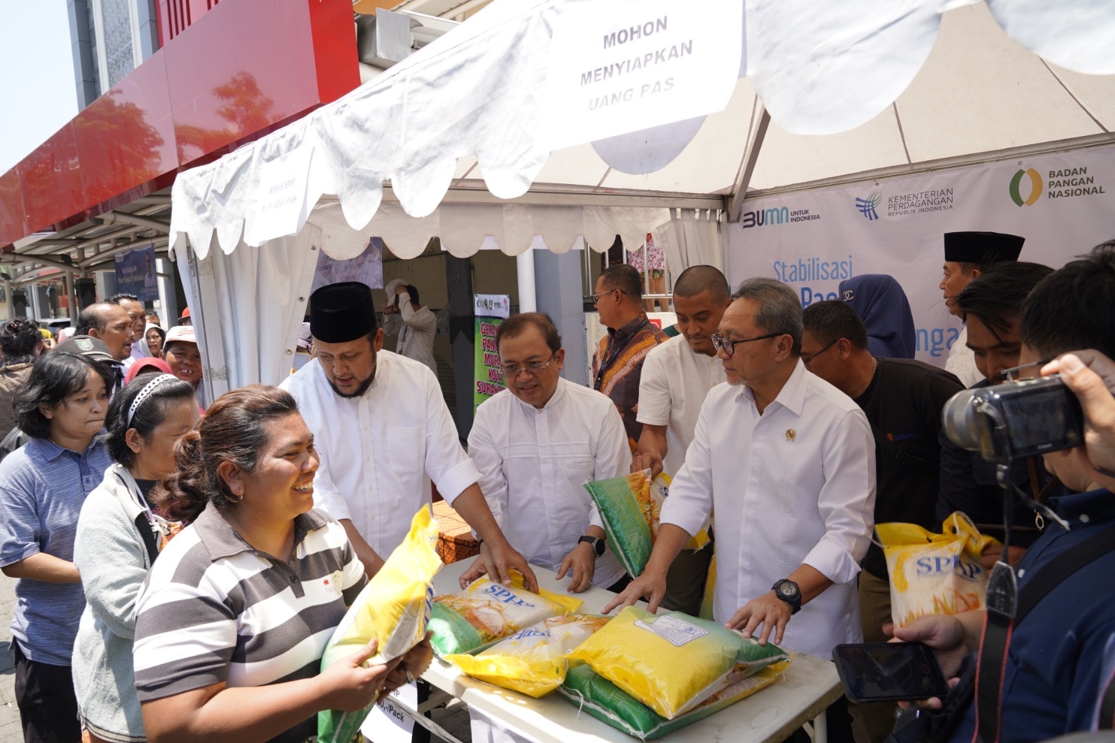 Operasi Pasar Di Surakarta, Mendag Jamin Beras Tersedia Dengan Harga Terjangkau
