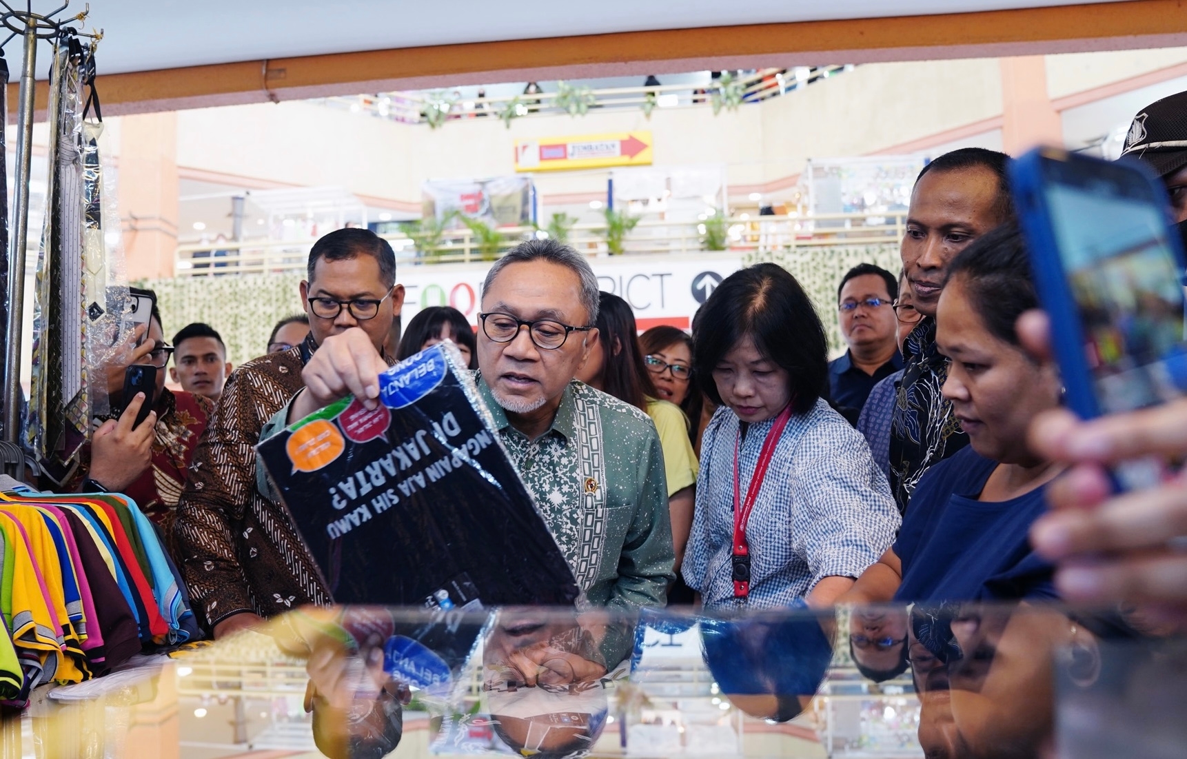 Mendag Zulhas Dukung TikTok Patuhi Permendag 31 Tahun 2023