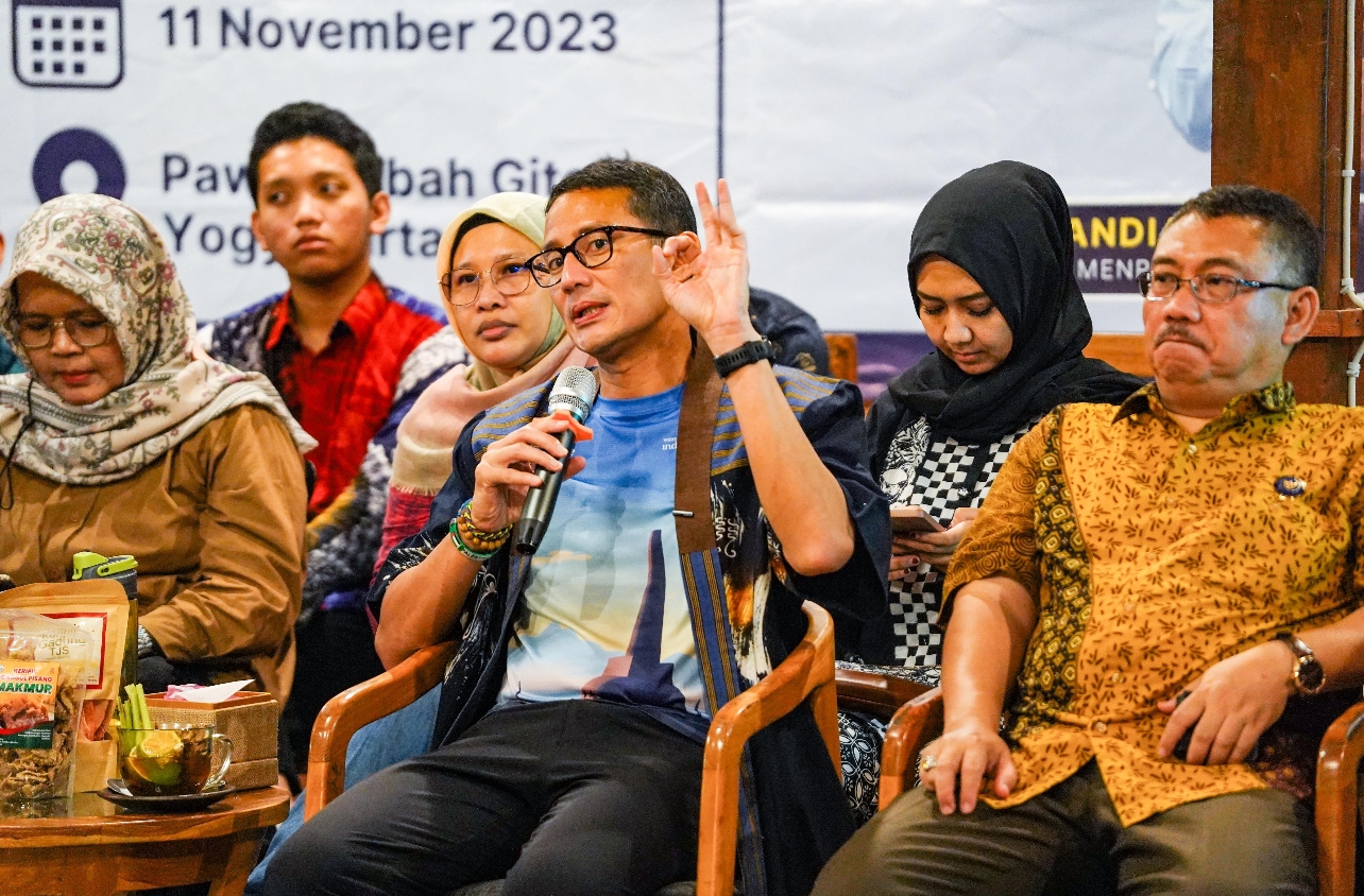 Serap Aspirasi UMKM Yogyakarta, Sandiaga Kenalkan Ekonomi Hijau Hingga Tips Pelatihan, Pemasaran, Dan Permodalan