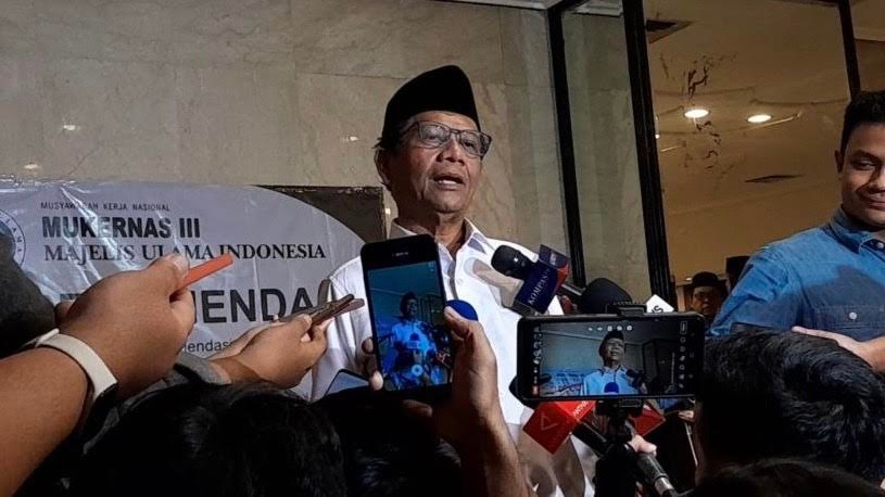 Firli Bahuri Tak Ditahan, Mahfud Ungkap Tiga Alasannya: Mungkin Polisi Enggak Khawatir Tersangka Lari