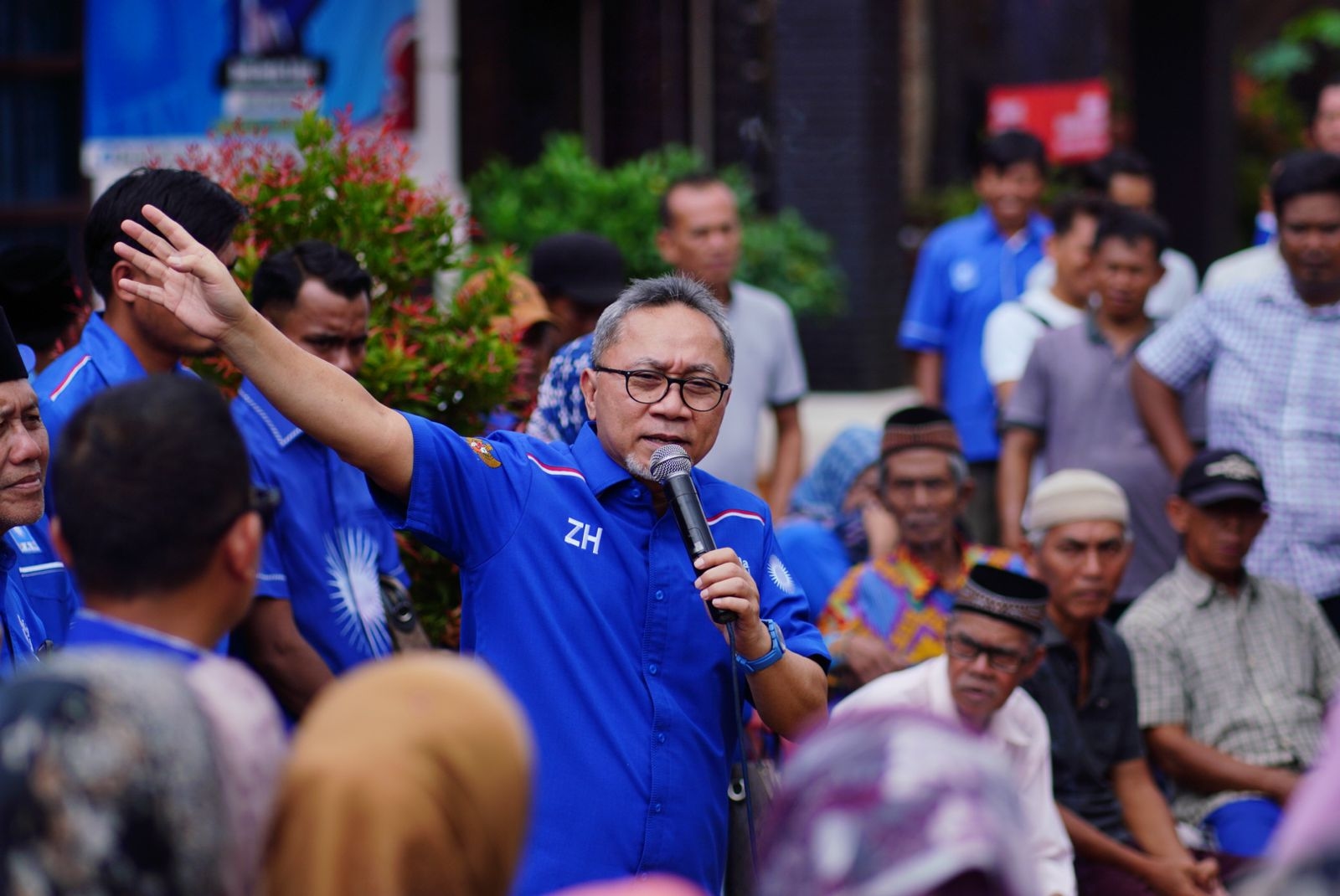Keliling Lampung, Zulhas Mulai Kampanyekan PAN dan Prabowo-Gibran