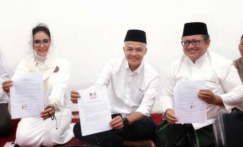 Kontrak Politik Ganjar: Upah Layak dan Jamsos Guru Pesantren