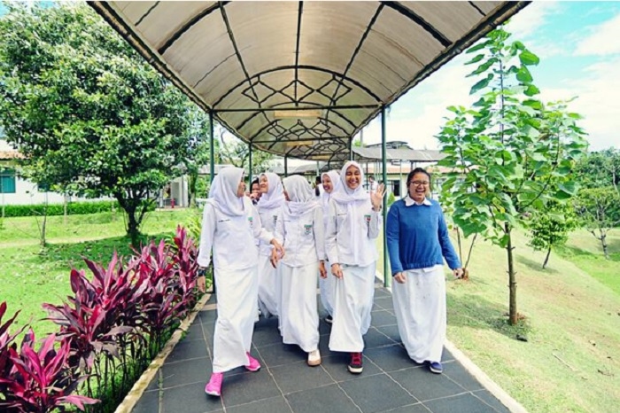 5 Rekomendasi SMA Asrama Terbaik di Indonesia Terakreditasi A