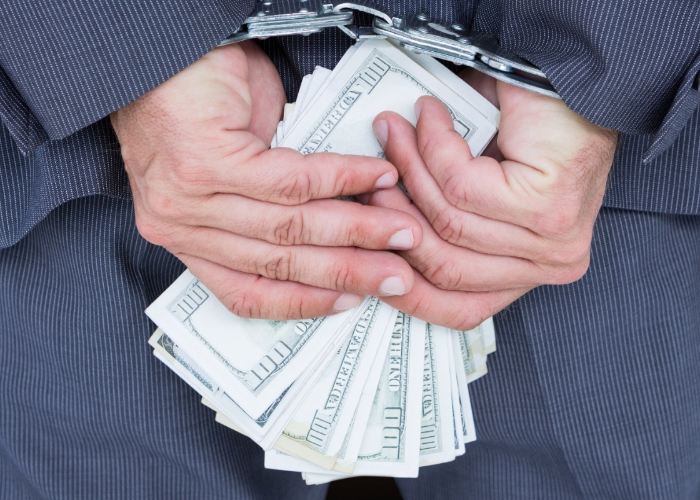 Rencana Penghapusan Sanksi Paslon yang Tak Lapor Dana Kampanye Buka Kesempatan Praktik Korupsi