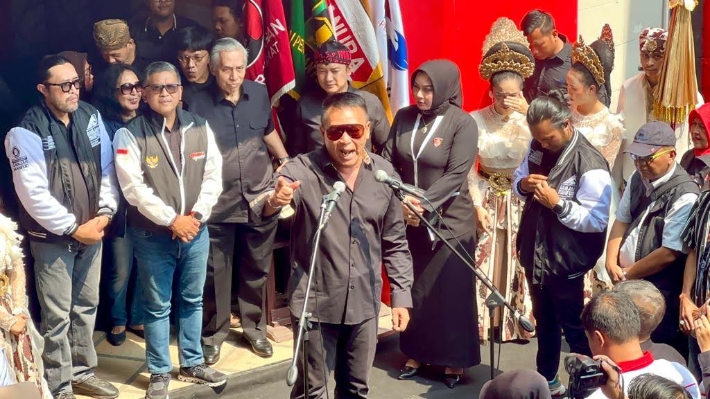 TB Hasanuddin Bicara Netralitas Aparat: Menkominfo Budi Arie Kalau Menjadi Partisan, Lebih Terhormat Mundur