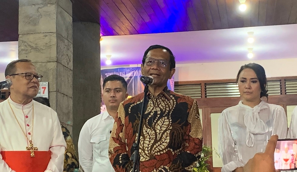 Di Depan Jemaat Katedral, Mahfud MD: Semua Agama Mengajarkan Kebaikan