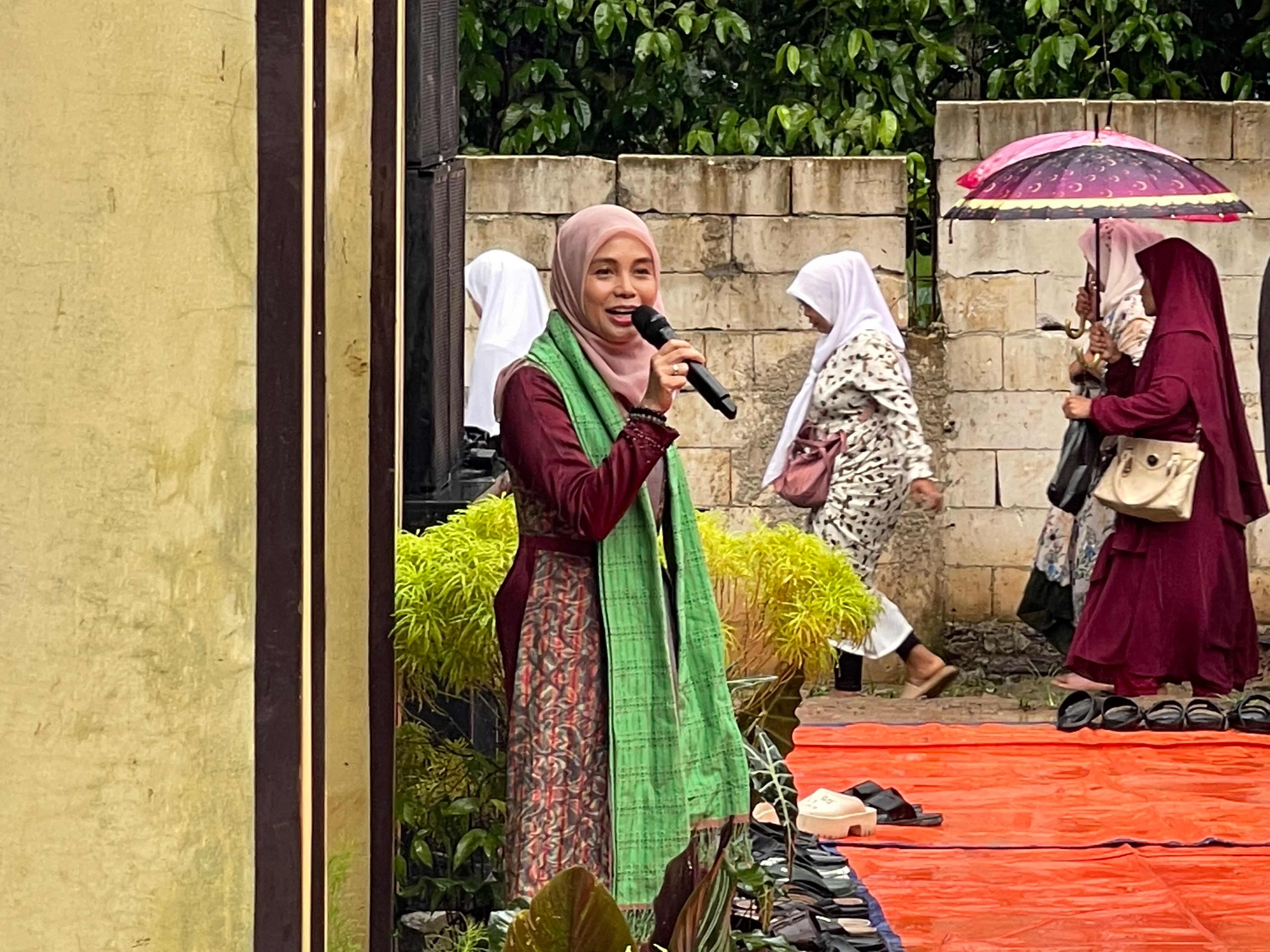 Siti Atikoh Yakinkan KTP Sakti Bisa Jawab Permasalahan Penyaluran Bansos Tak tepat Sasaran
