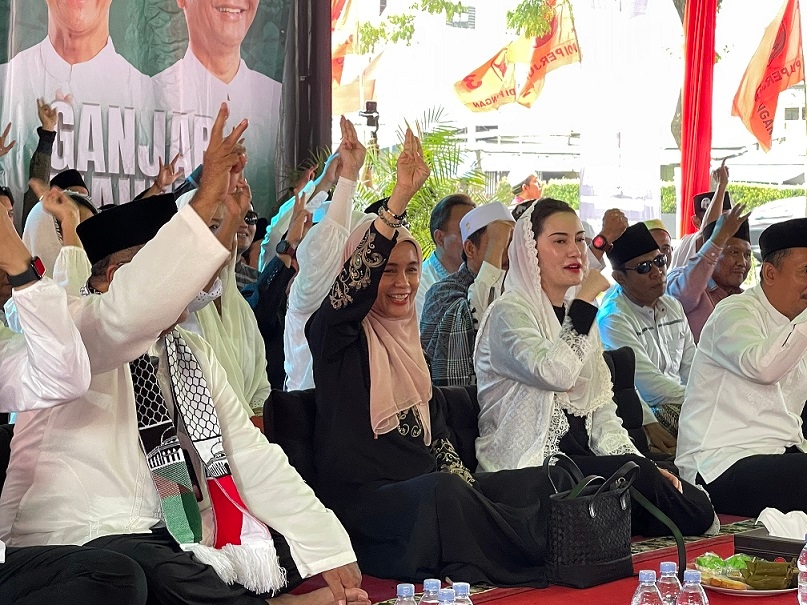 Istri Ganjar Pranowo: Kita Juga Perlu Mengetuk Pintu Langit