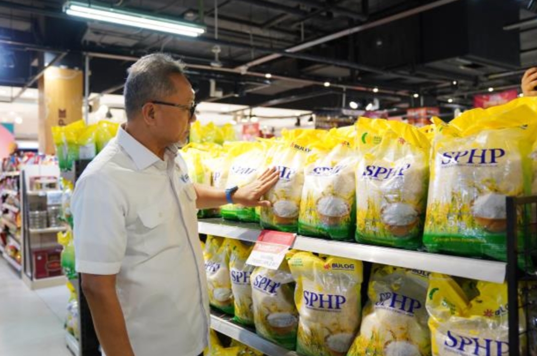 Respons Kenaikan Harga Beras Premium, Mendag Zulhas Percepat Penyaluran Beras SPHP ke Pasar
