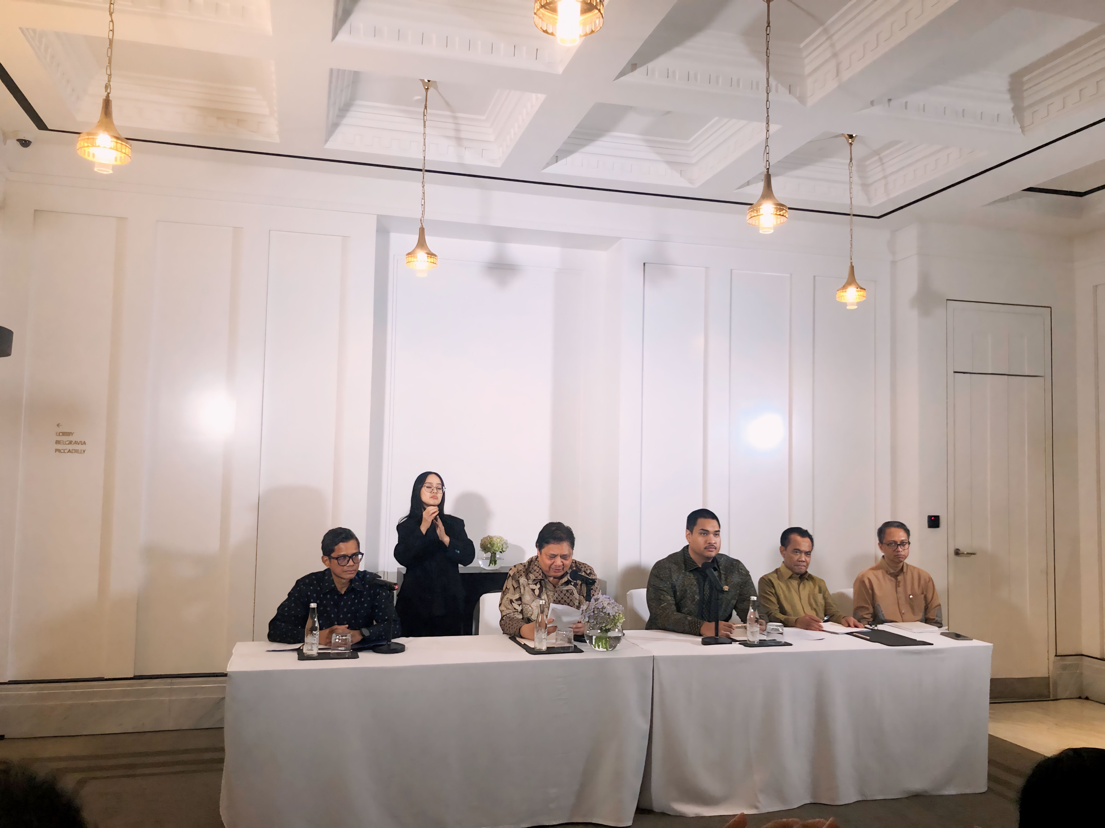 Beredar 4 Nama Kandidat Pengganti Menkeu, Menko Airlangga: Saya Baru Dengar