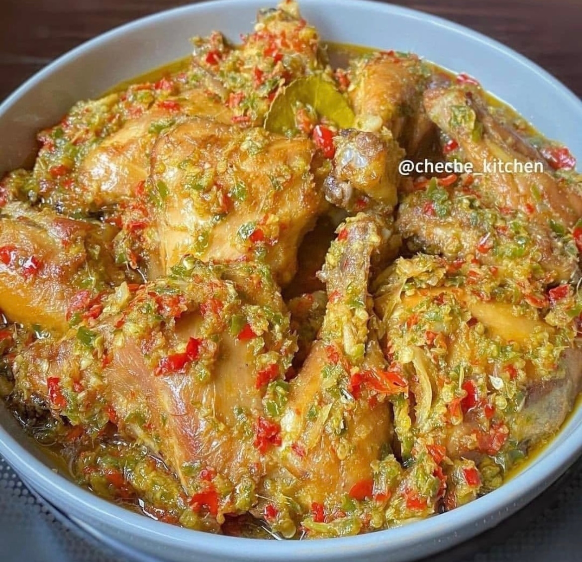 5 Resep Ayam Bumbu Kuning, Menu Nikmat Kuah Meresap untuk Santapan Sahur!