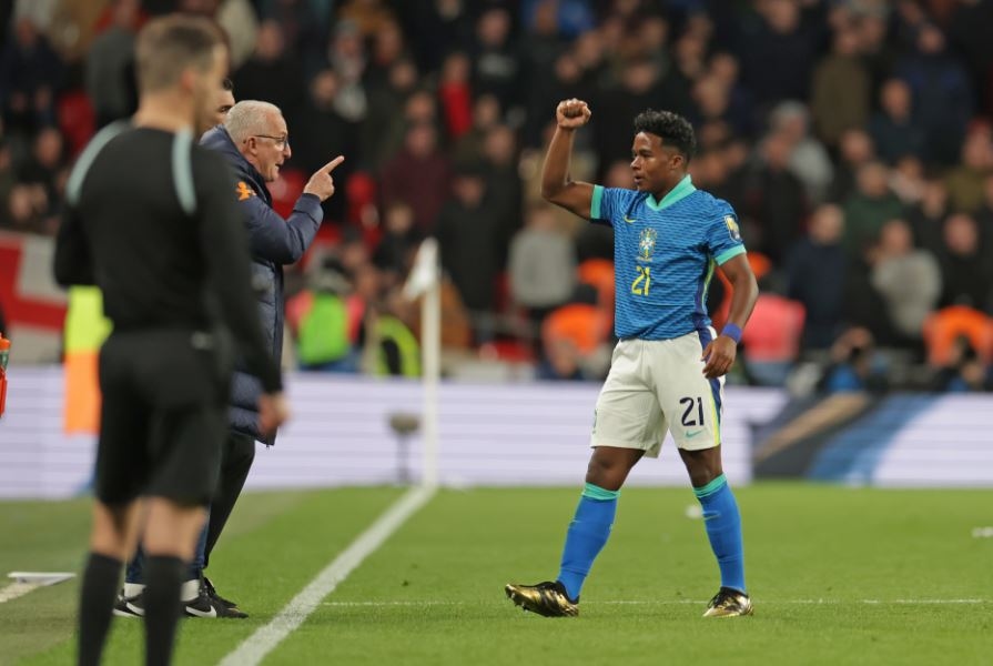Cetak Gol ke Gawang Inggris, Brasil Punya Regenerasi Anak Ajaib Bernama Endrick
