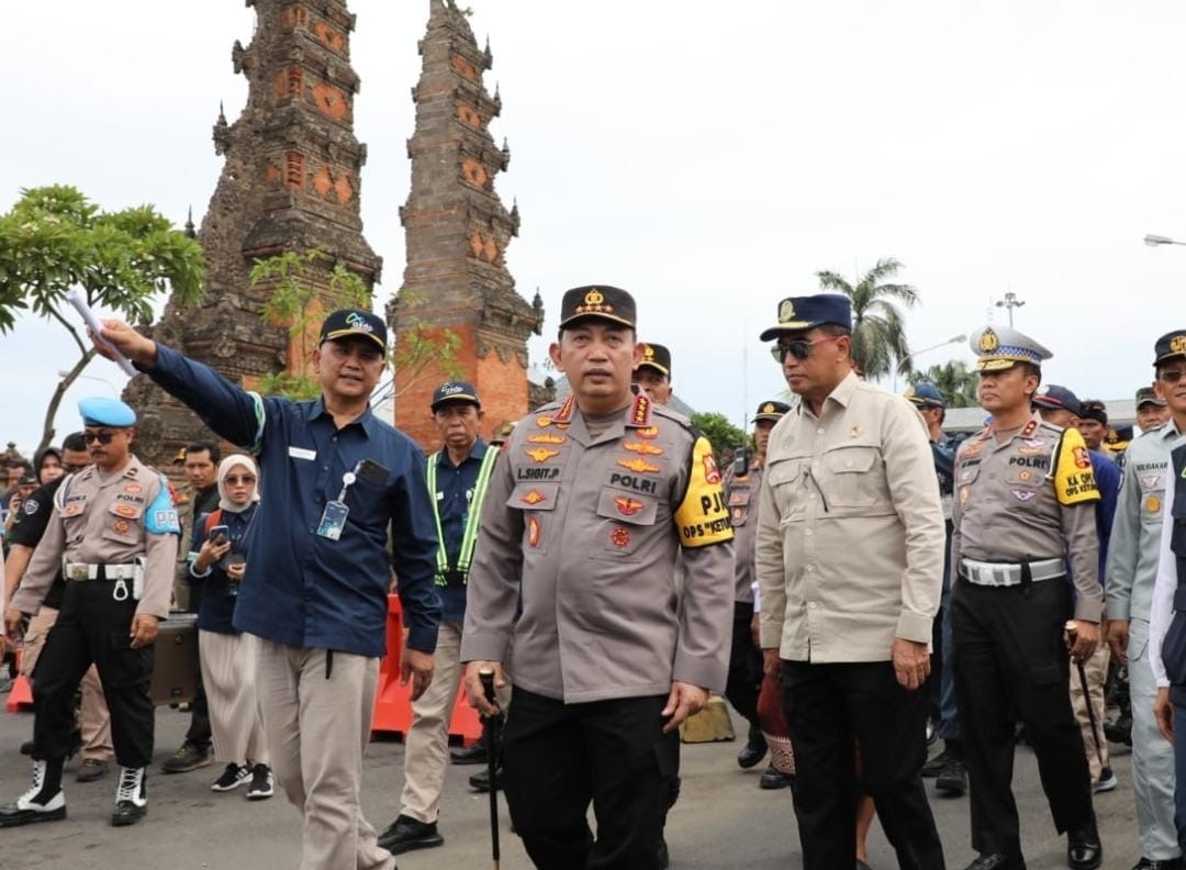 Jelang Arus Mudik dan Balik Lebaran 2024, Kapolri Jenderal Tinjau Pelabuhan Gilimanuk Bali