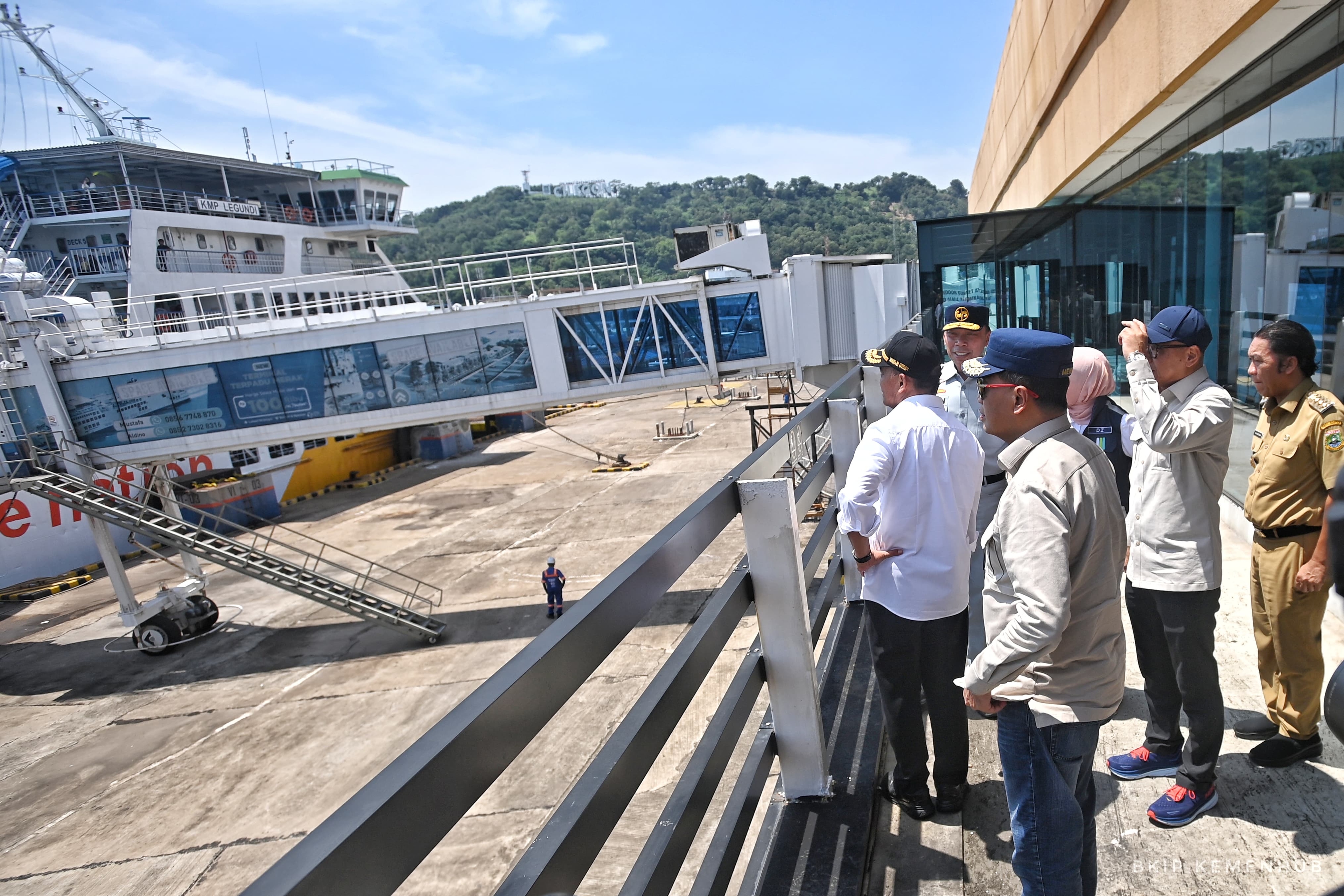 Kemenhub Antisipasi Cuaca Ekstrem pada Angkutan Penyeberangan Saat Masa Libur Nataru