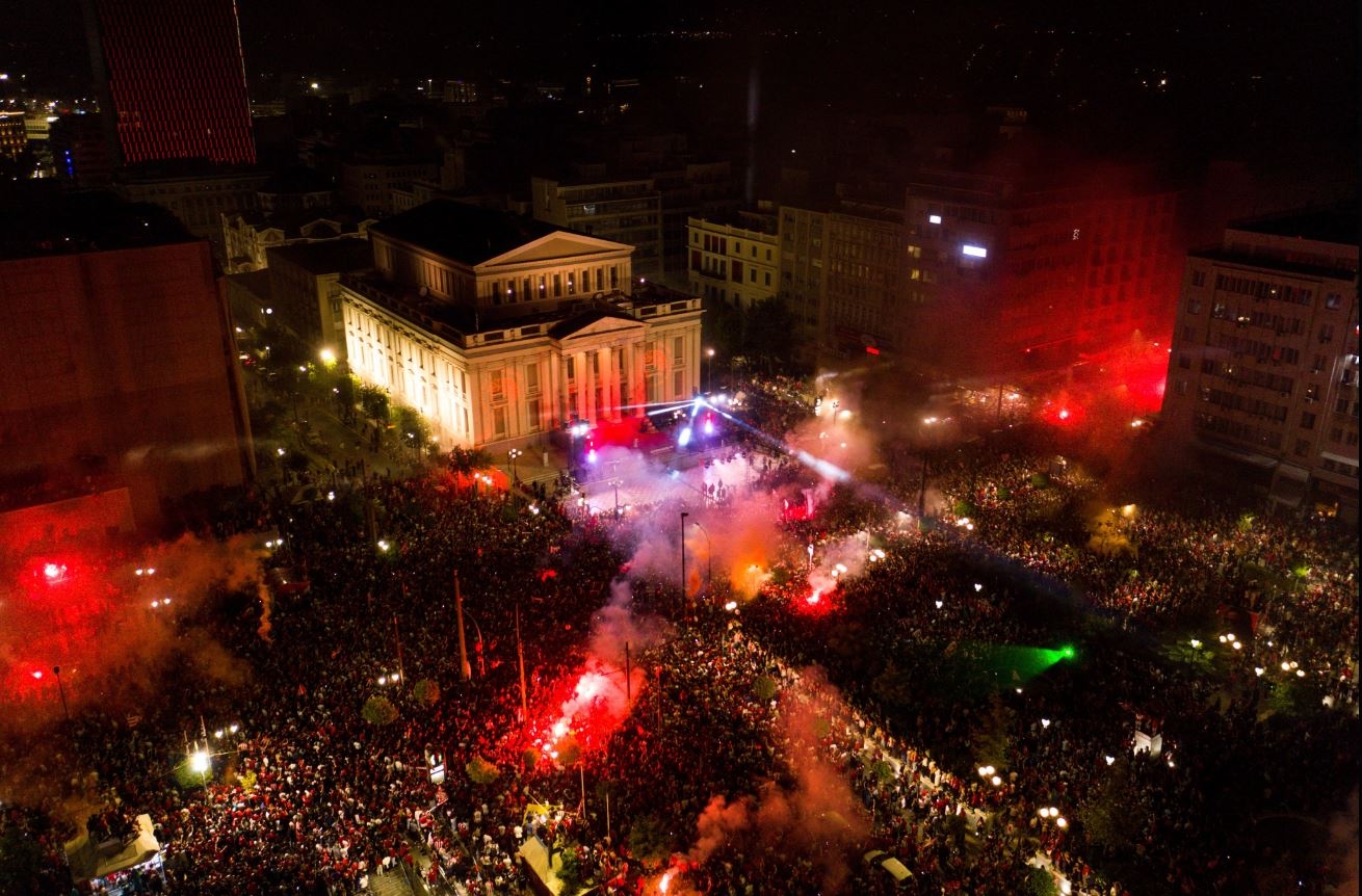 Pesta Pecah di Piraeus, Olimpiakos Juara Liga Konferensi Eropa sebagai Sejarah Baru Yunani!