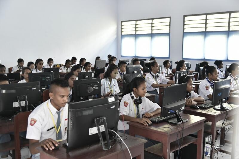 Setelah Menyaksikan Video Tersebut, Bagaimana Pendapat Anda Tentang Pemanfaatan Perangkat Digital Dalam Pembelajaran...