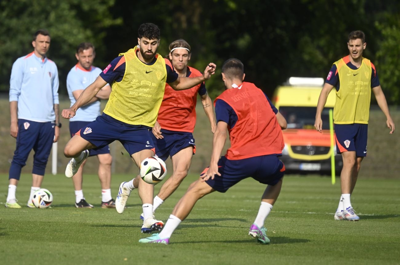 Prediksi Susunan Pemain Kroasia vs Italia: Modric Kendalikan Lini Tengah, Retegui Gantikan Scamacca