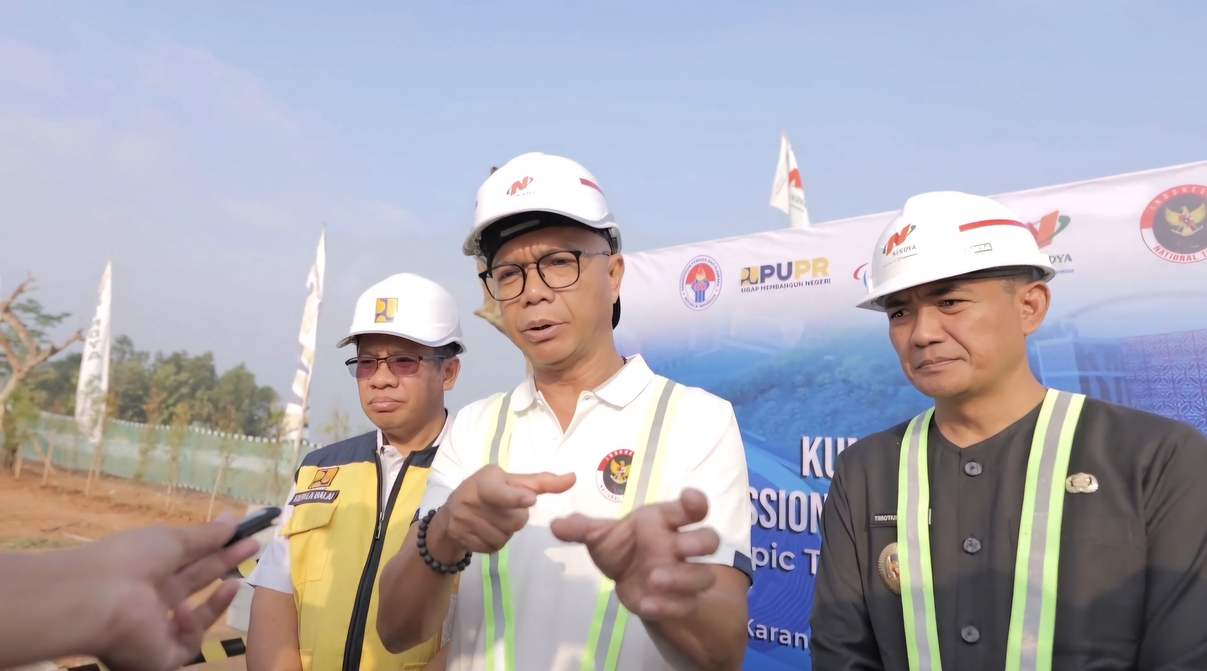 Reda Manthovani Pantau Progres Pembangunan Paralympic Training Center Karanganyar