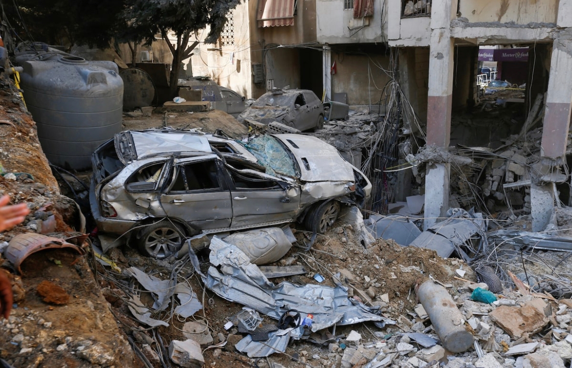 Konflik Memanas: Serangan Israel di Beirut Menewaskan 31 Orang, Termasuk Anak-Anak hingga Pemimpin Senior Hizbullah