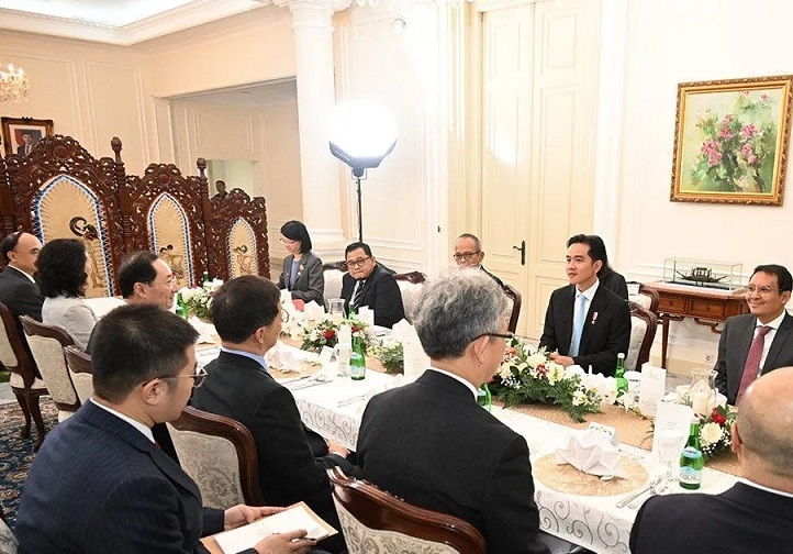 Wapres Gibran Kenalkan Kuliner Nusantara ke Wapres China