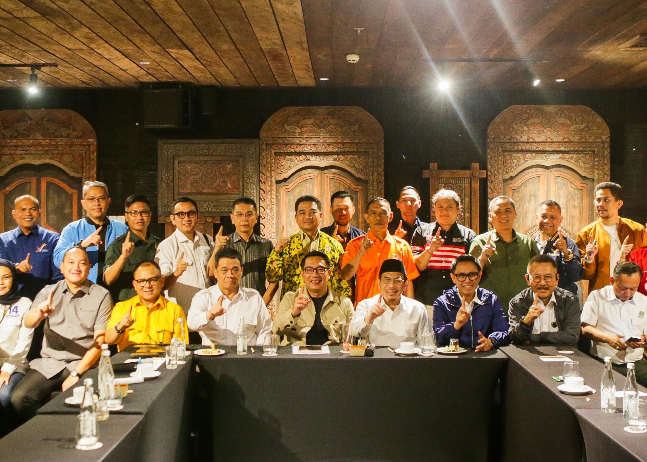 Tak Ada Barter Politik di Balik Batalnya Gugatan Tim Hukum Ridwan Kamil-Suswono ke MK