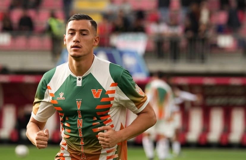 Bursa Transfer: Bukan ke Torino, Jay Idzes Bakal Gabung Sassuolo