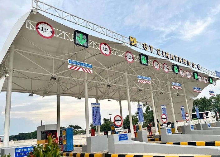 Jasamarga Tambah Lima Gardu Tol Japek untuk Atasi Kepadatan Arus Balik Nataru
