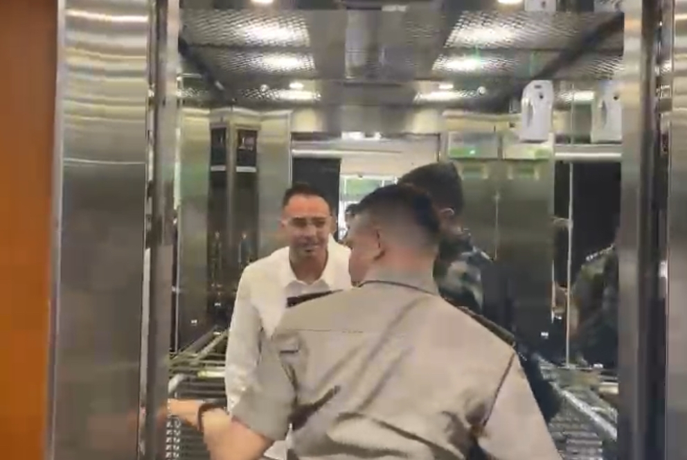 Raffi Ahmad Sambangi DPR Usai Insiden Mobil Dinas RI 36 Viral