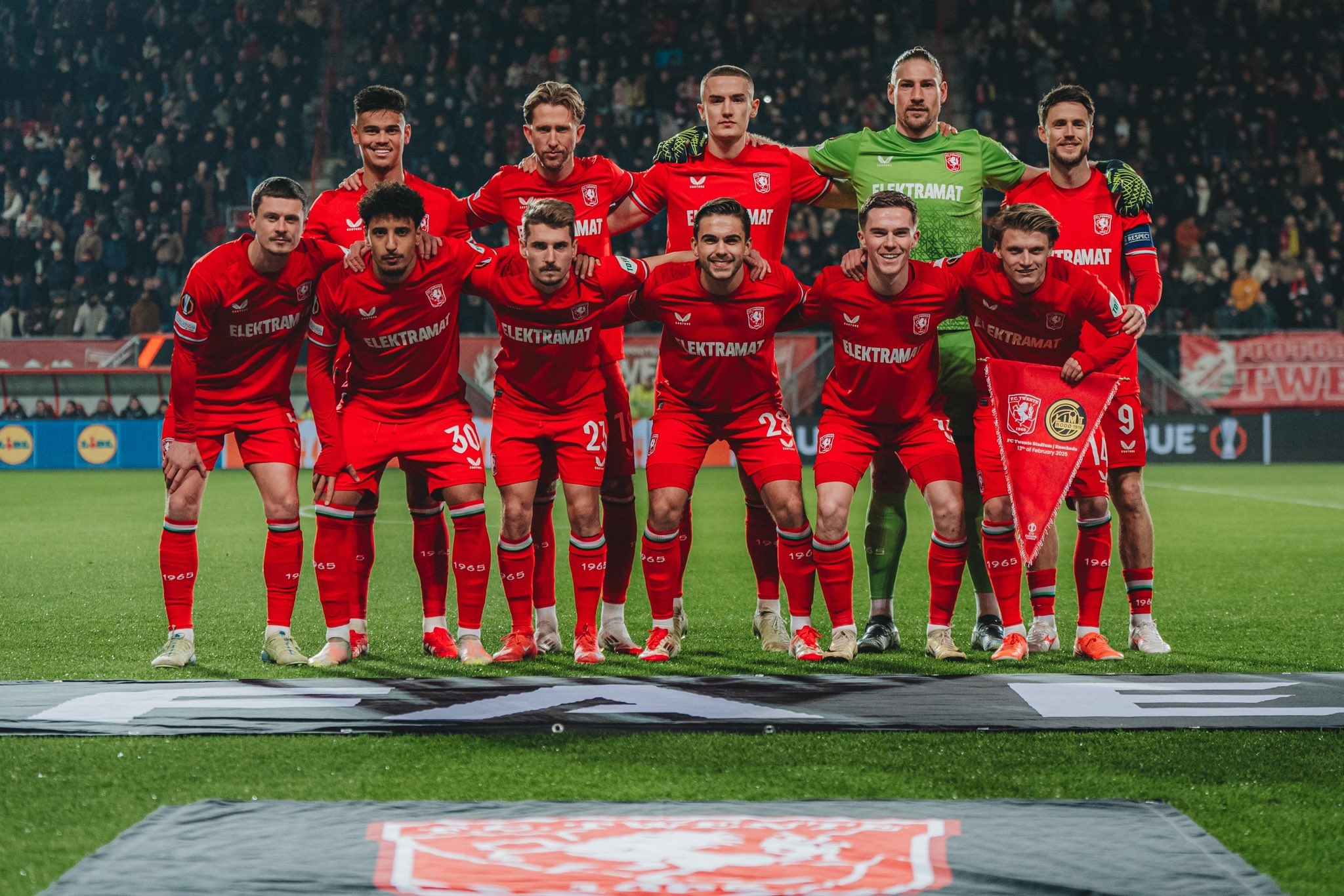 Hasil Play-Off Liga Europa: Mees Hilgers Bawa Twente Menang, Fenerbahce dan Ajax Berjaya